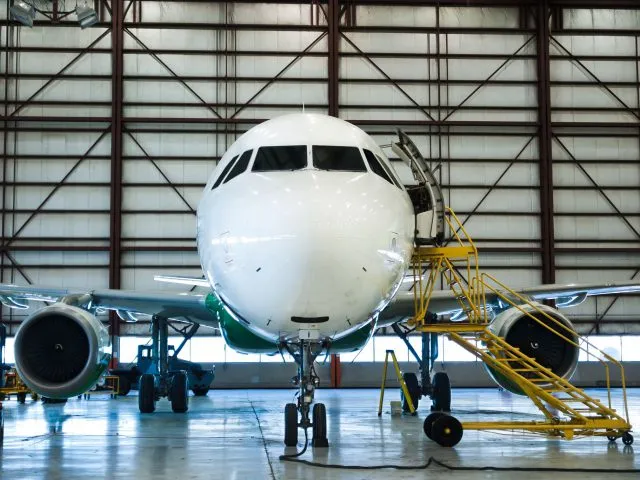 Jak zaprojektować idealny hangar lotniczy?